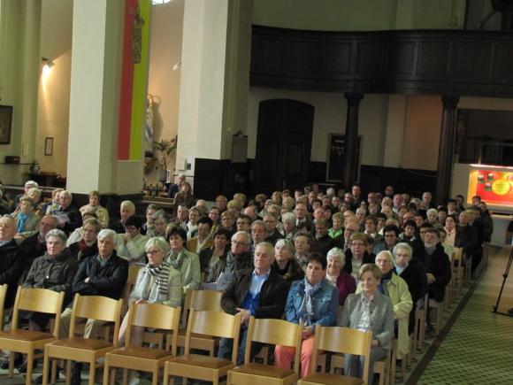 Diepenbeekse dialectmis 