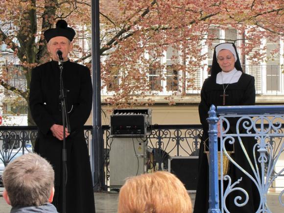Diepenbeekse dialectmis 