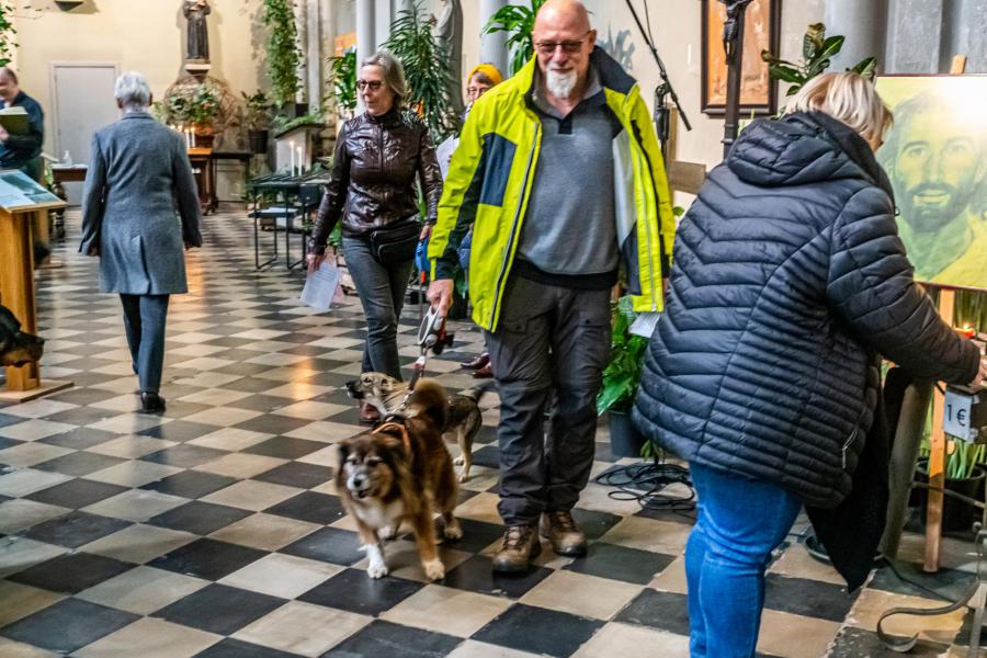 Dieren zegening-2821.jpg © Frans Verweft 