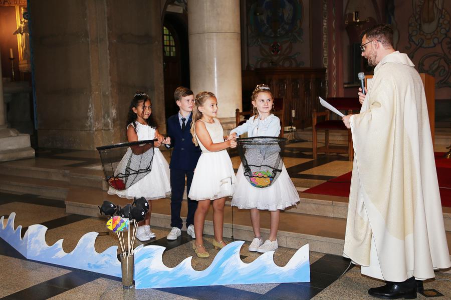 Eerste Communie 't Lombartje en De Zandloper - Jezus en de vissers © Mechtilde Sinnesael