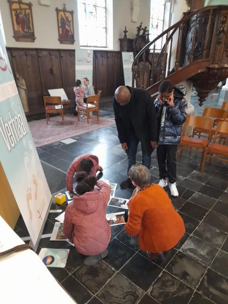 Eerste Communietocht maart 2024 in de kerk te Outer © Krista De Vos