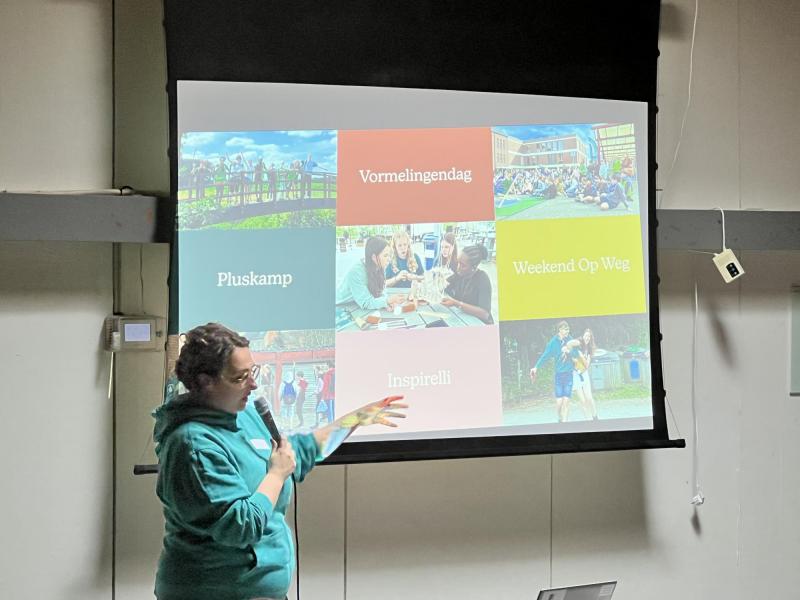 Ella vertelde over de werking van Kamino, 28 februari 2026 © Dirk Bellens