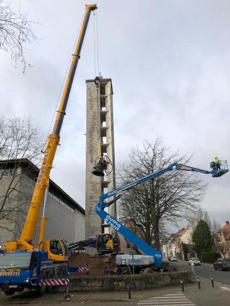 Afbraak kerktoren O.-L.-Vrouw Ten Hemel Opgenomen Eeklo Oostveld © Jan Vermeire