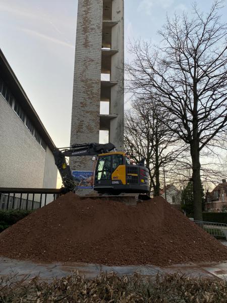 Afbraak kerktoren O.-L.-Vrouw Ten Hemel Opgenomen Eeklo Oostveld © Jan Vermeire