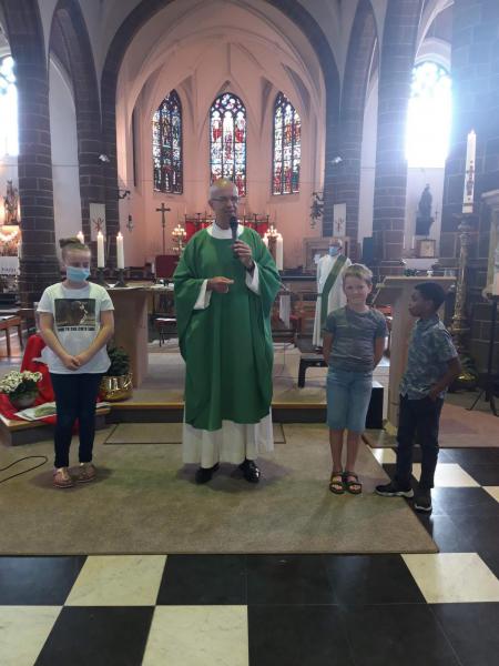 Vieren met communicanten 