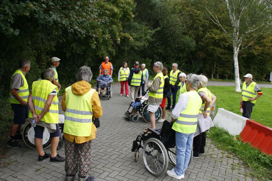 Samana Koningshooikt op wandel 
