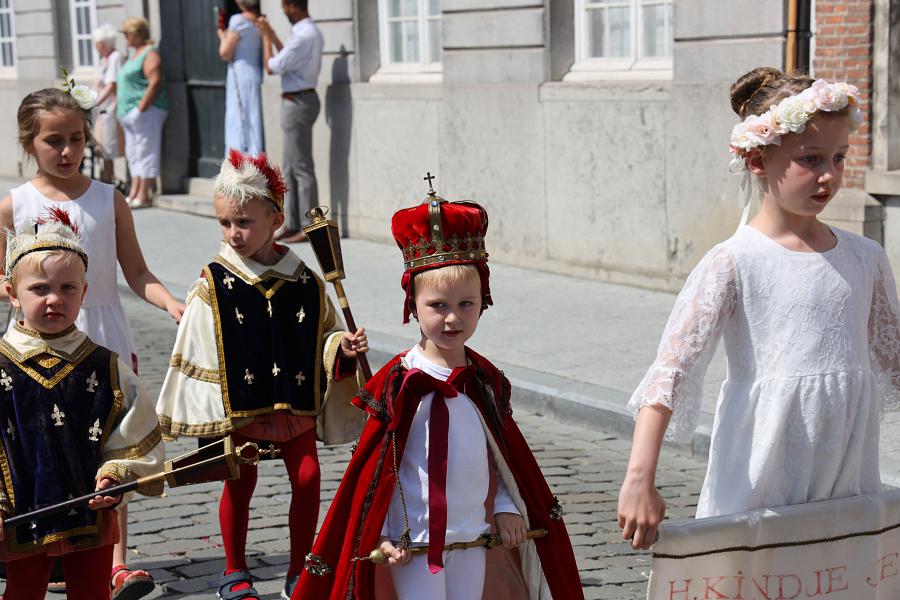 Mariale Kinderprocessie Begijnhof 