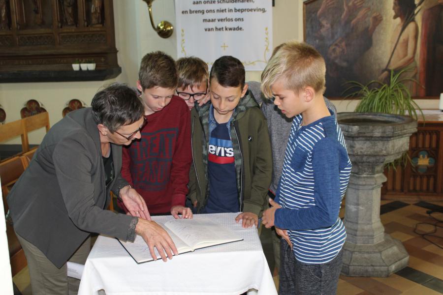 Gezinsviering en kerkverkenning Heultje © MDR