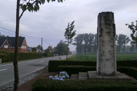 Monument in de Grote Leierstraat te Anzegem  