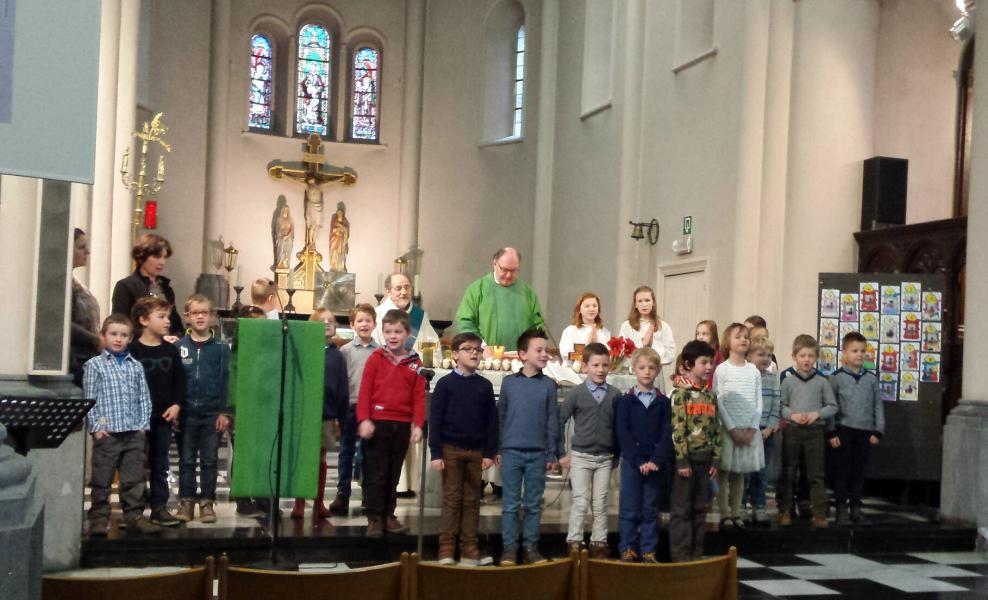 Eerstecommunicanten in de Sint-Katharinakerk