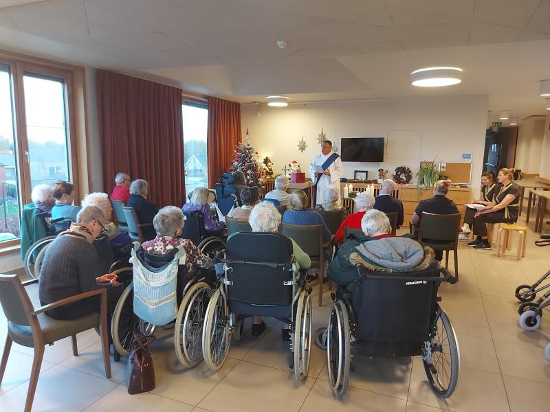 Advents- en Kerstbezinning in WZC Amphora 