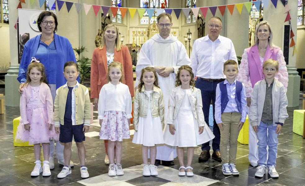 Eerste Communicanten van Sint-Elooi 