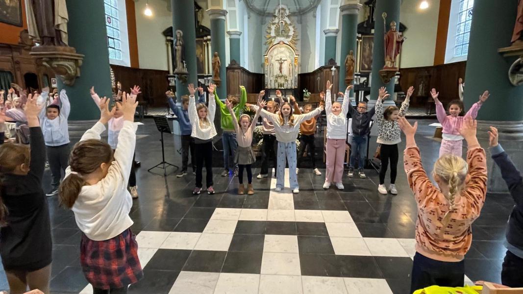 Viering met de leerlingen van de school Ter Bunen 