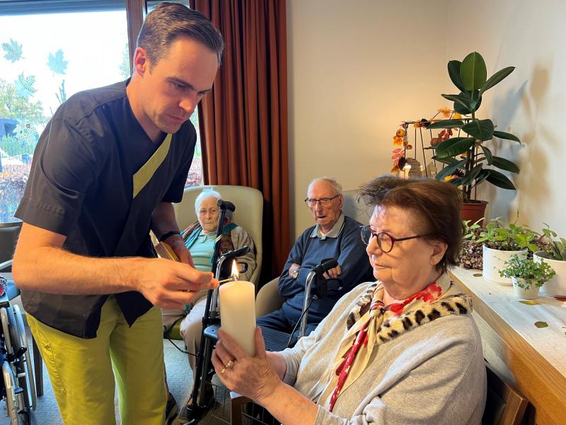 Advents- en Kerstbezinning in WZC Amphora 