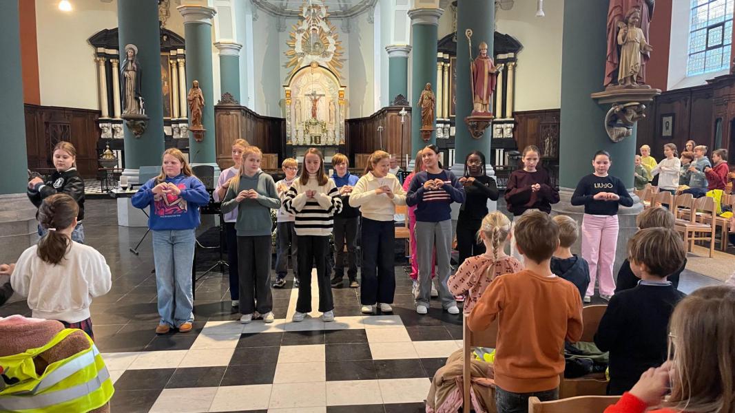 Viering met de leerlingen van de school Ter Bunen 