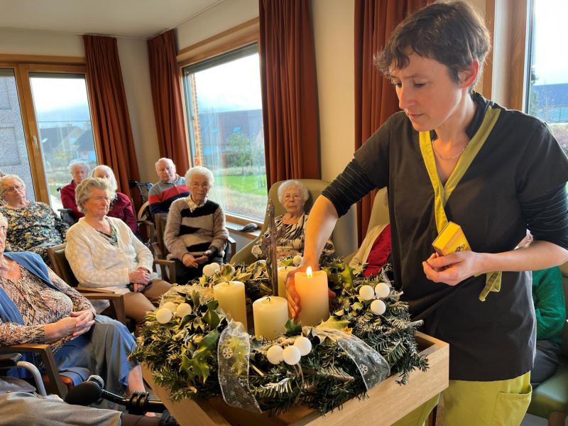 Advents- en Kerstbezinning in WZC Amphora 