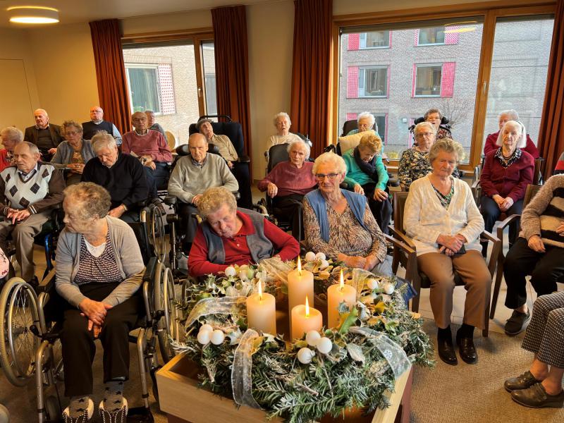 Advents- en Kerstbezinning in WZC Amphora 