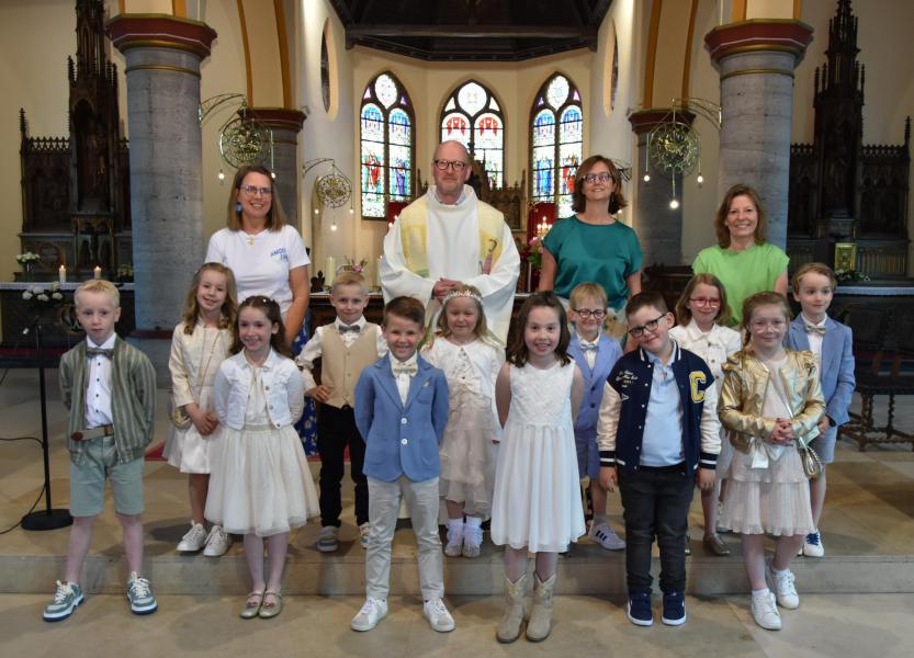 de kinderen van de Zonnebloemschool te Beernem 