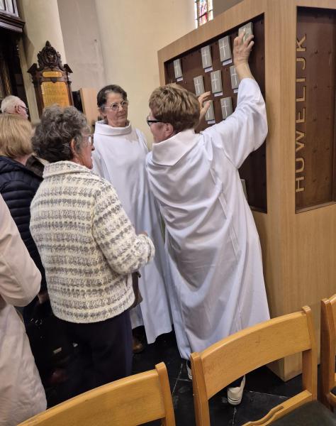 Allerheiligenviering in de kerk van Wingene 