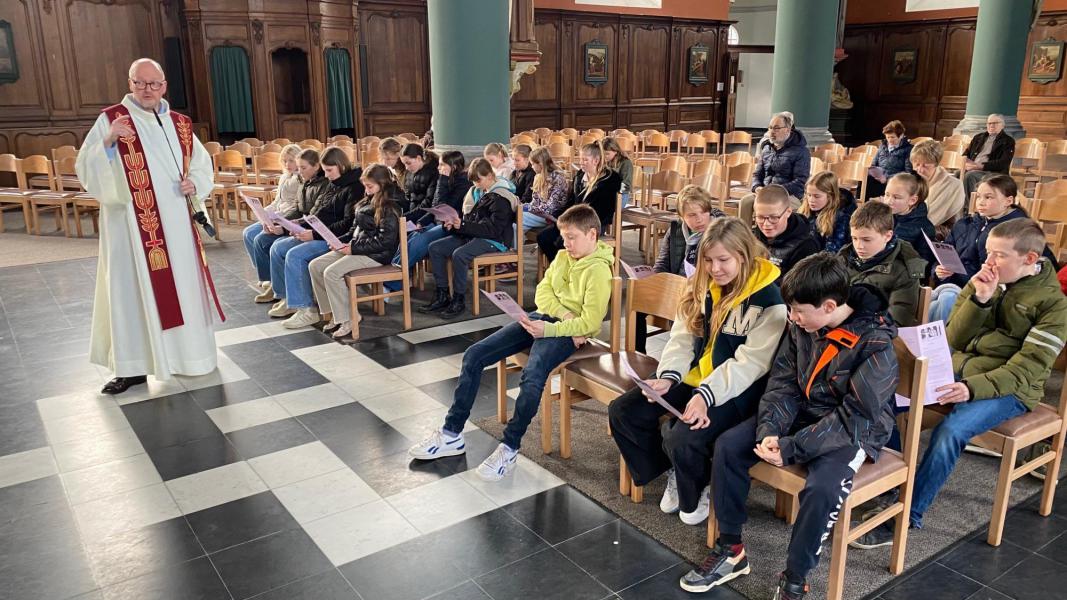 Catechese voor de vormelingen van Sint-Petrus en Sint-Lambertus 