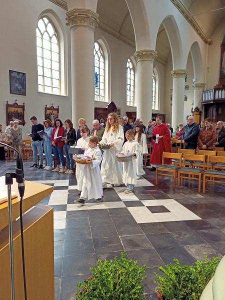 Palmzondagviering in de Sint-Amanduskerk te Wingene 
