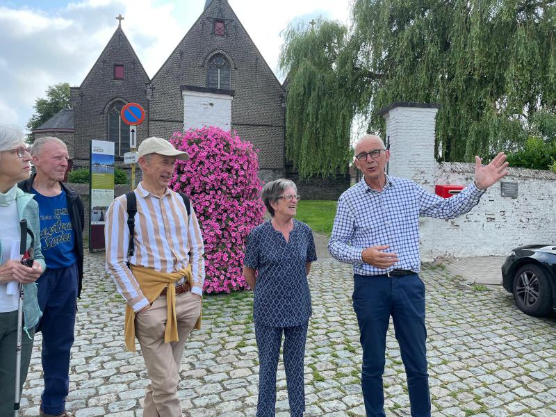 Bomen in Sint-Ursmarus Nokere © H.Thomasparochie