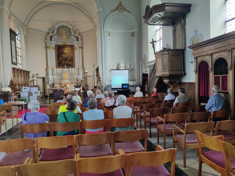 Dieren in Sint-Pietersstoel Moregem  © H.Thomasparochie