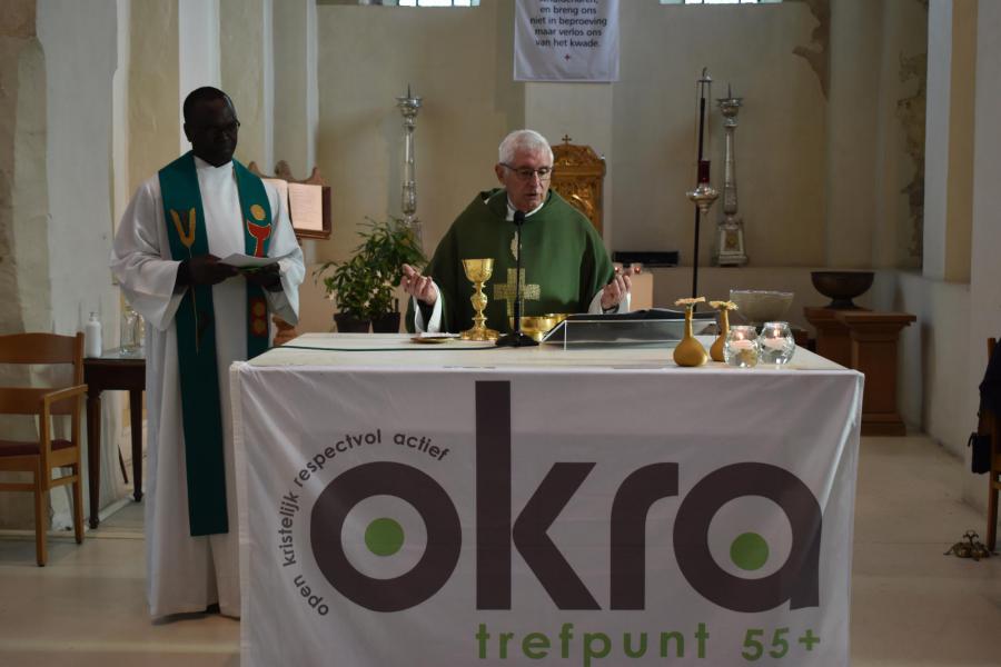 Okra Ename viert - foto 1 
