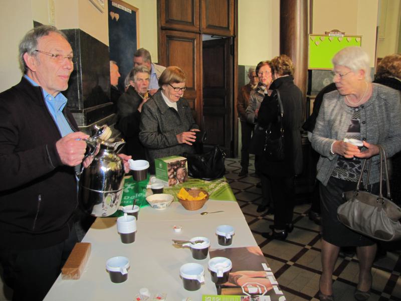 Koffiestop in de Servaaskerk ten voordele van Broederlijk Delen 