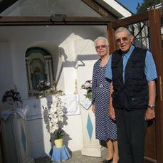 Adèle en Willy Beirens-Bascour koesteren en verzorgen de kapel.