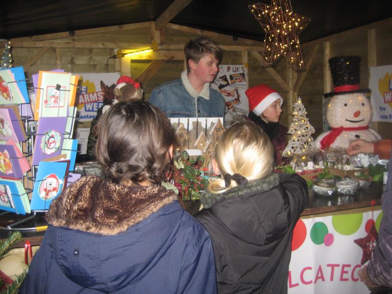 Vorig jaar gezellig op de kerstmarkt © Louisa 