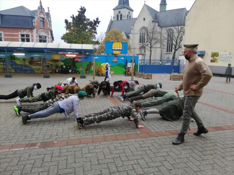 Beleefdag: Wereldoorlogen: drill 