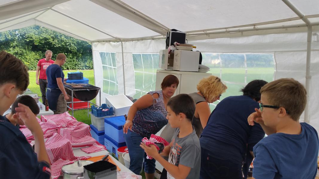 BBQ Chiro jongens Diegem © @ Frank Nijs