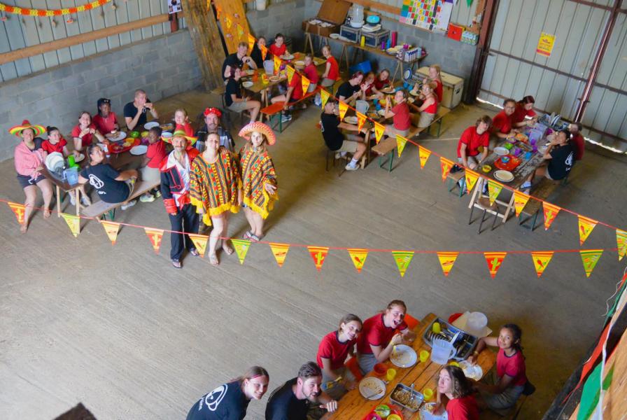 Foto’s uit het festival ‘Joepiland’ © groepsleiding ‘Joep’ 