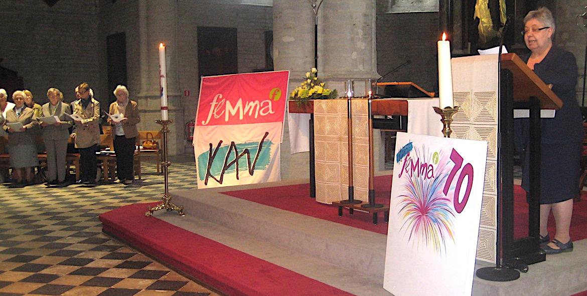 Marleen Colebrants heette ons, namens de kernleden van Femma, welkom in de eucharistieviering. © L.J. 