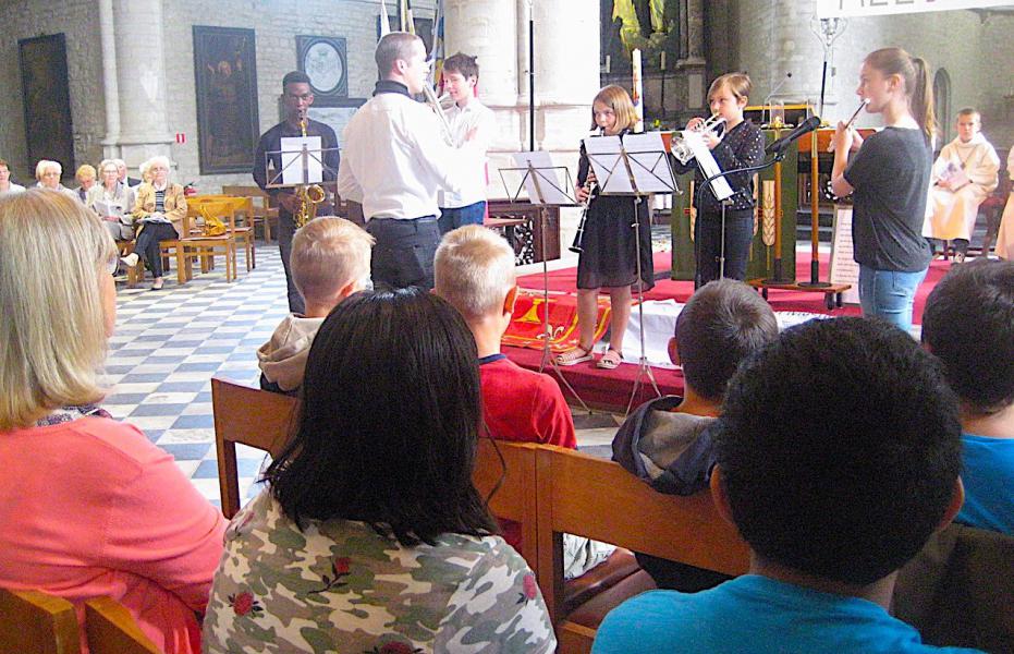 Cédric Dewaerheid toonde het ons hoe goed en aangenaam het is om samen muziek te maken! © L.J. 