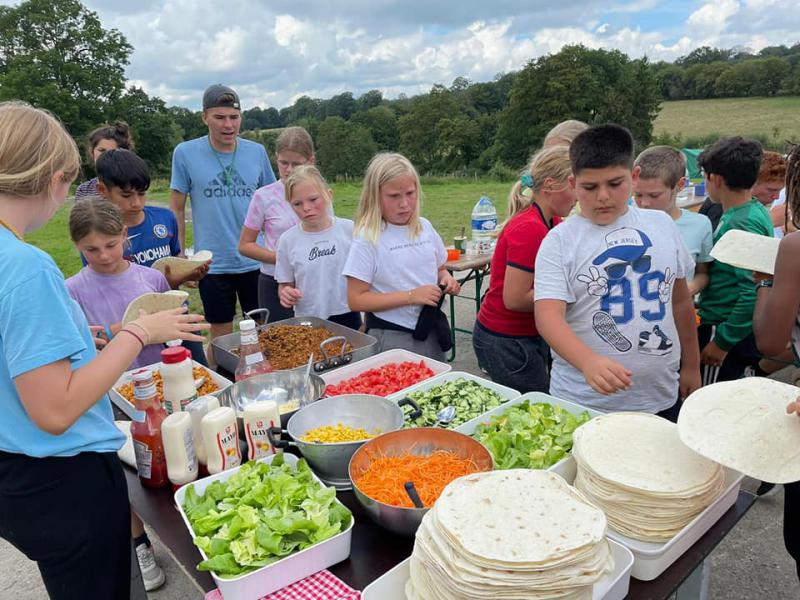 smakelijk eten © @CHIRO DIEGEM
