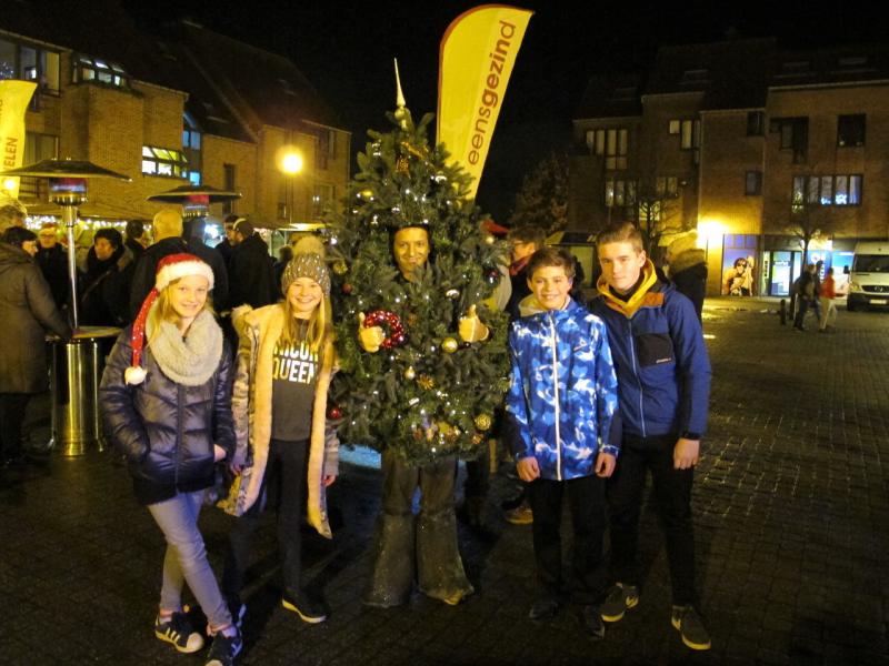 kerstmarkt vormselcathechese Machelen © © Leen Paredis