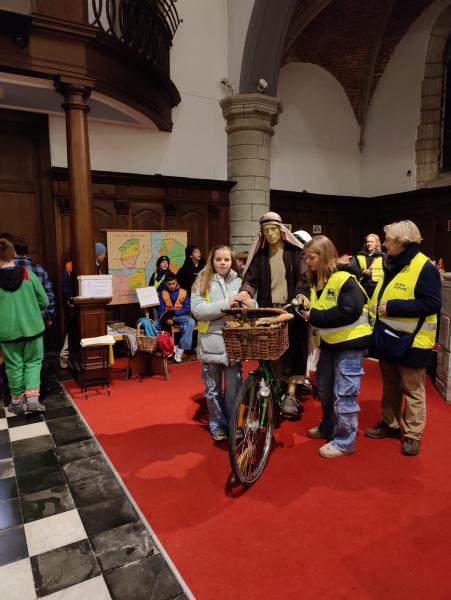 Fakkeltocht vormelingen Sint-Corneliusparochie Ninove - 19-12-2025 © Alexander Vandaele