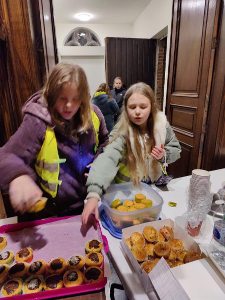 Fakkeltocht vormelingen Sint-Corneliusparochie Ninove - 19-12-2025 © Myriam Torrekens