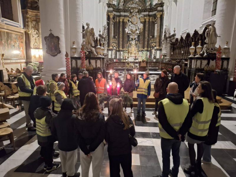 Fakkeltocht vormelingen Sint-Corneliusparochie Ninove - 19-12-2025 © Tim Van Nieuwenhove