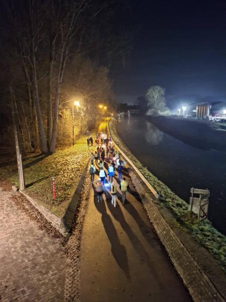 Fakkeltocht vormelingen Sint-Corneliusparochie Ninove - 19-12-2025 © Tim Van Nieuwenhove