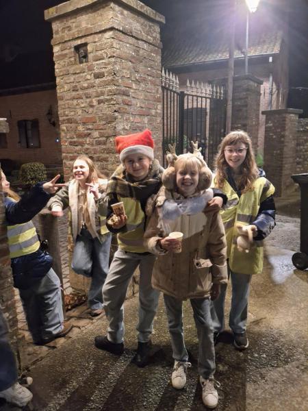 Fakkeltocht vormelingen Sint-Corneliusparochie Ninove - 19-12-2025 © Tim Van Nieuwenhove