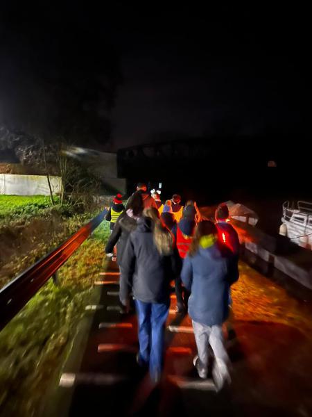 Fakkeltocht vormelingen Sint-Corneliusparochie Ninove - 19-12-2025 © Tim Van Nieuwenhove