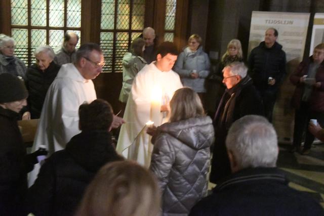 Lichtmisviering in de ochtend © Thierry Christiaens