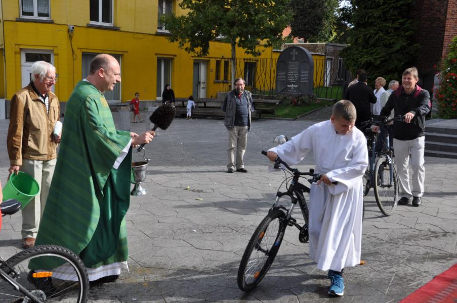 Fietsenzegening © Daniël Duwyn