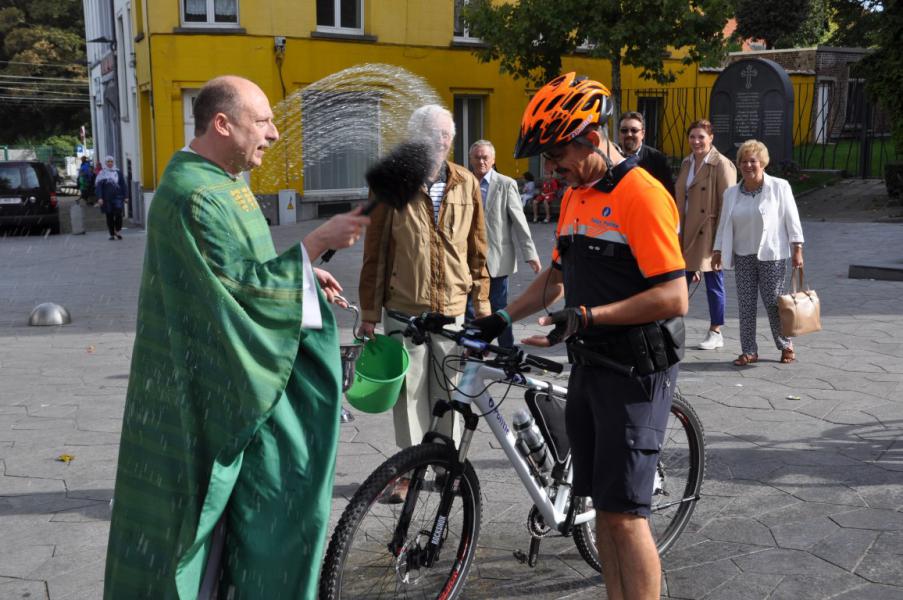 Fietsenzegening © Daniël Duwyn