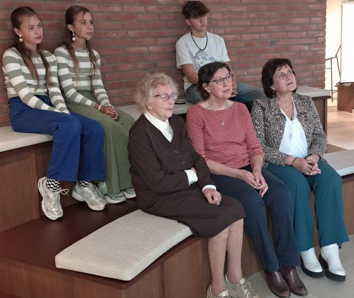 Film Poppe bekijken © Gracy Peelman