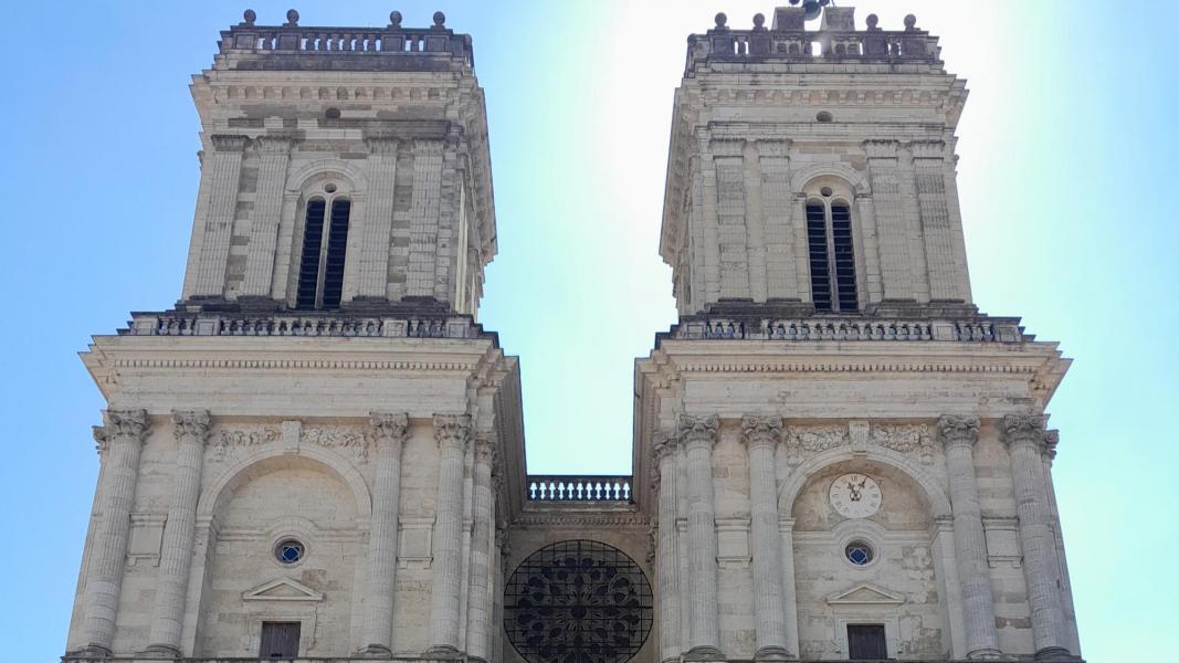 De kathedraal “Notre Dame” te Auch © T Poorters