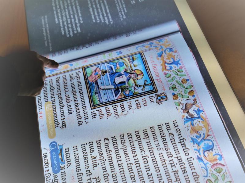 Oud handschrift met miniatuur van de verrijzenis van Christus 